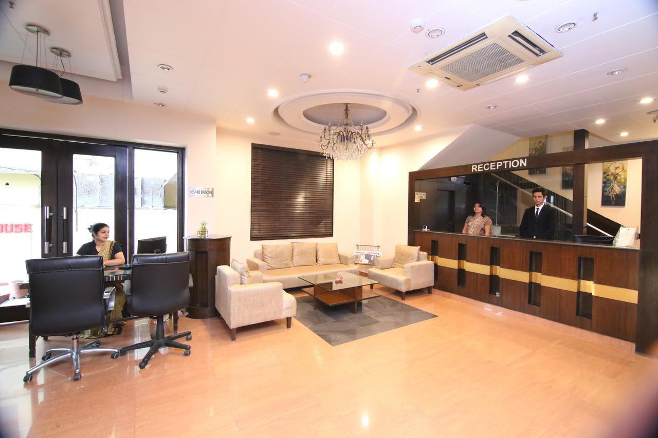 Cs Boutique Hotel Faridabad Eksteriør bilde