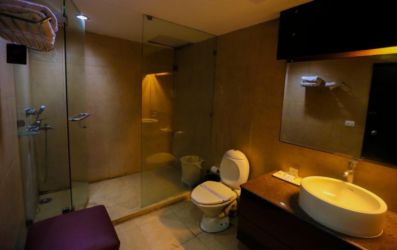 Cs Boutique Hotel Faridabad Eksteriør bilde