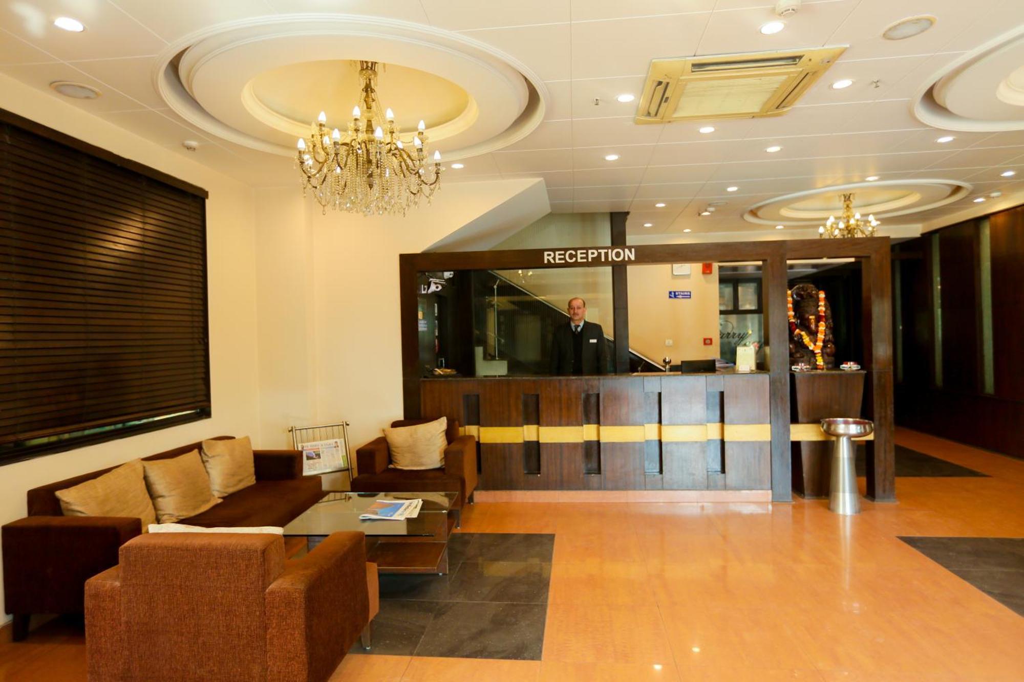 Cs Boutique Hotel Faridabad Eksteriør bilde
