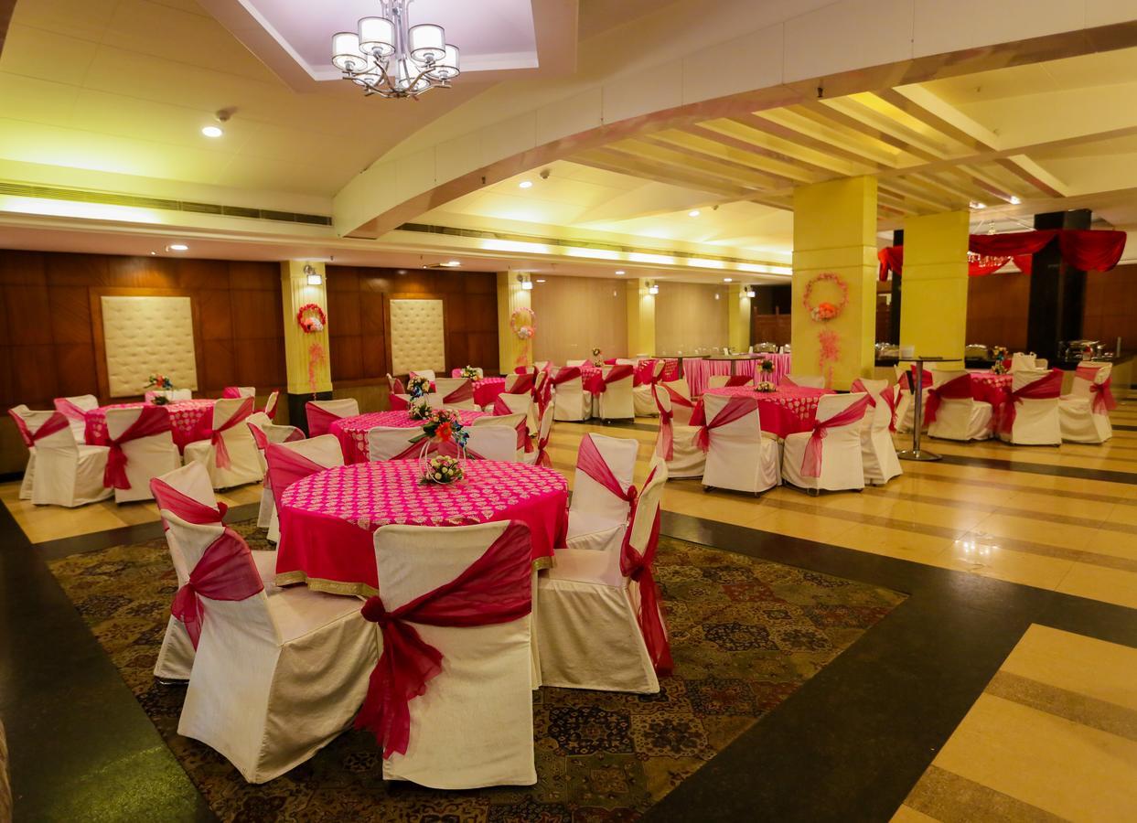 Cs Boutique Hotel Faridabad Eksteriør bilde