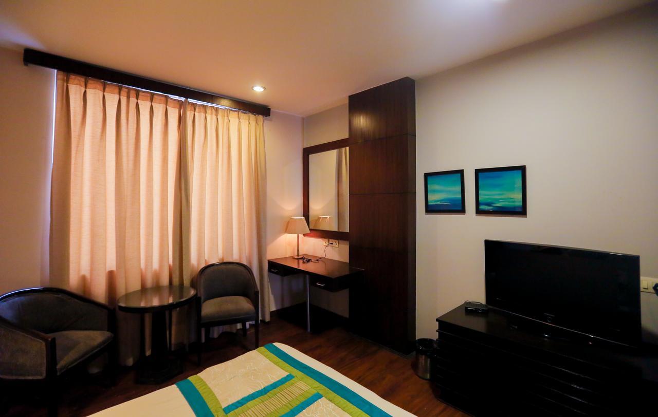 Cs Boutique Hotel Faridabad Eksteriør bilde