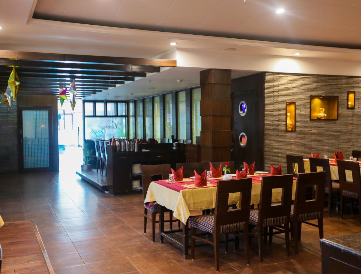 Cs Boutique Hotel Faridabad Eksteriør bilde
